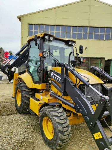 Экскаватор-погрузчик Rantex RT777