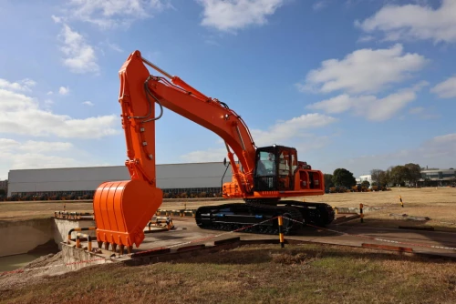 Гусеничный экскаватор Lonking CDM6225N