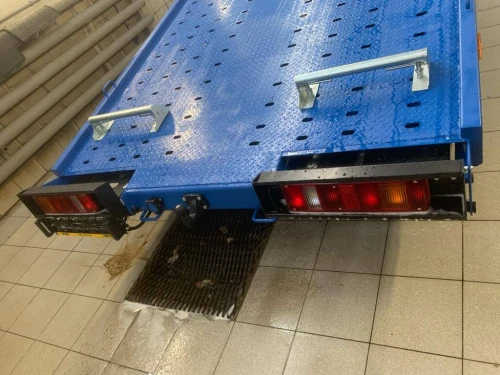 Эвакуатор (Ломаного типа) на базе ГАЗель Бизнес а/м ГАЗ-330232 (бензин)