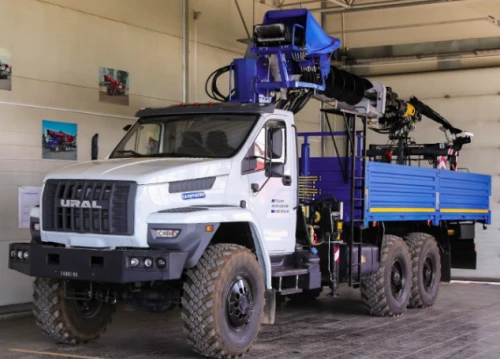 Кран-манипулятор тросовый КМА 150-3 на шасси урал 4320