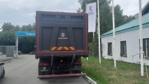 Самосвал SHACMAN Модель SX33186V366
