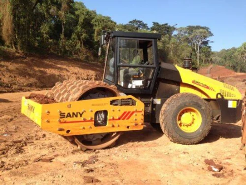 Грунтовый каток SANY SSR220C-8