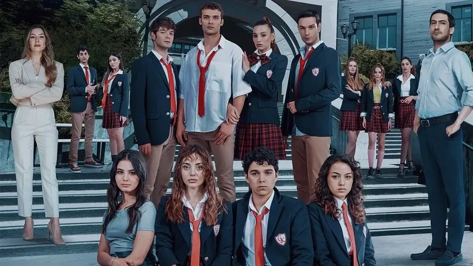 Кто ты из героев турецкого сериала «Услышь меня»?