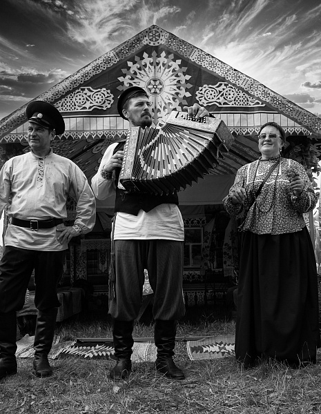 Казаки. Лейся песня