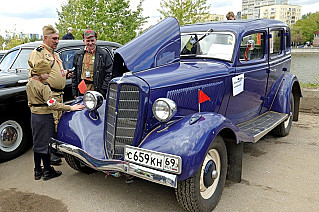 В Москве прошел парад  ретроавтомобилей