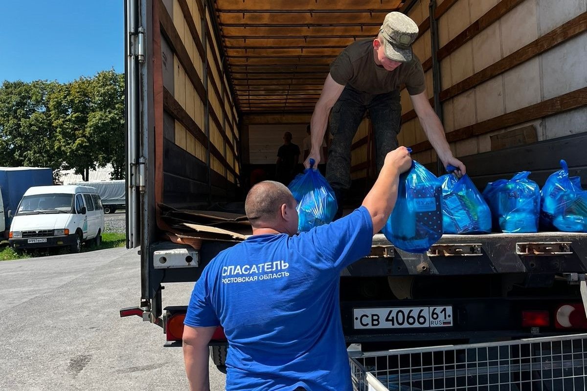 Спасатели доставили в Курскую область 55 тонн гуманитарной помощи