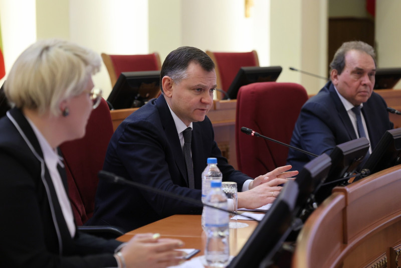 Юрий Слюсарь поручил найти комплексный подход к решению транспортных проблем на Дону