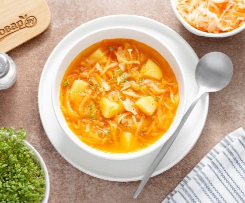 Щи из квашеной и свежей капусты