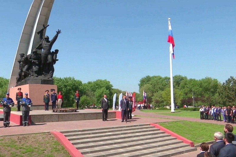 На мемориале «Кумженская роща» в Ростове зажгли Вечный огонь