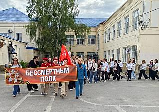 «Бессмертный полк: герои среди нас»: в Обливской школе № 2 прошла акция памяти