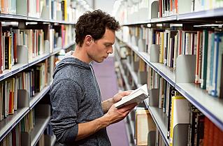 Какие жанры книг самые популярные у россиян?