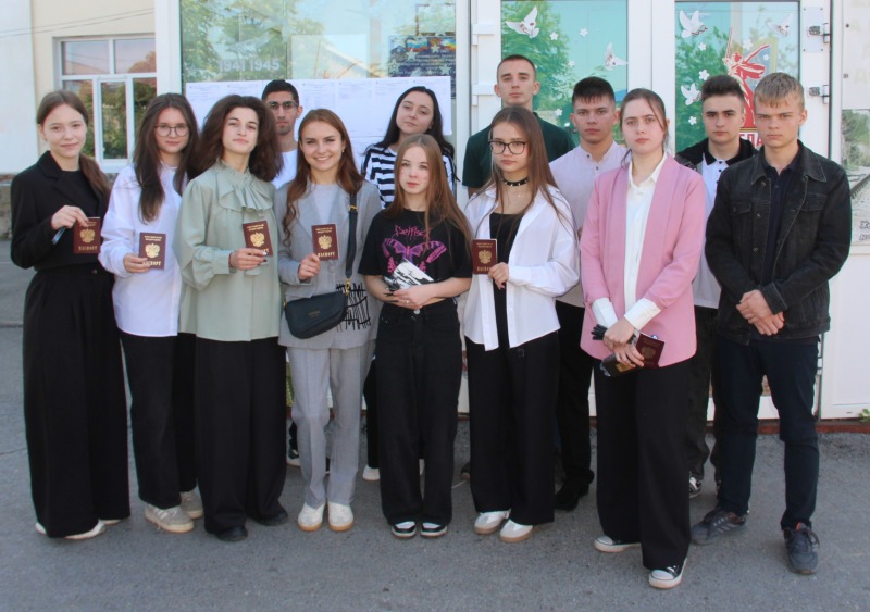 В добрый путь, выпускники!