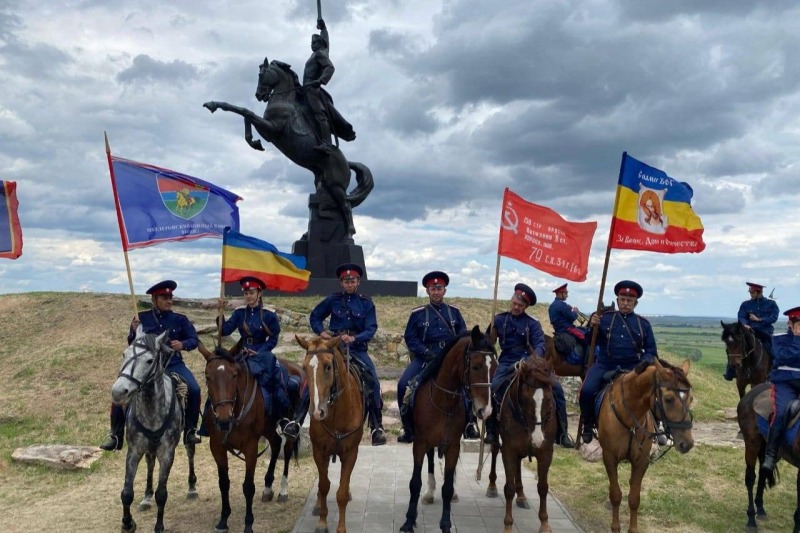 Донские казаки совершили конный переход «С Хопра на Дон»