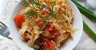 Жареная капуста с кабачками
