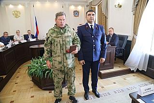 «За ратную службу» - житель станицы Обливской отмечен знаком губернатора