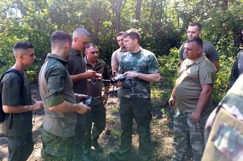 Ростовская область отправила очередную партию гуманитарных и военных грузов в зону спецоперации