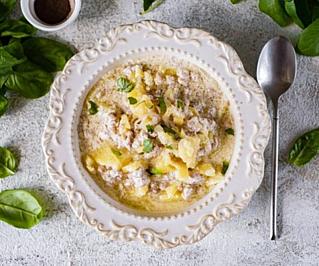 Картошка с фаршем в горшочках