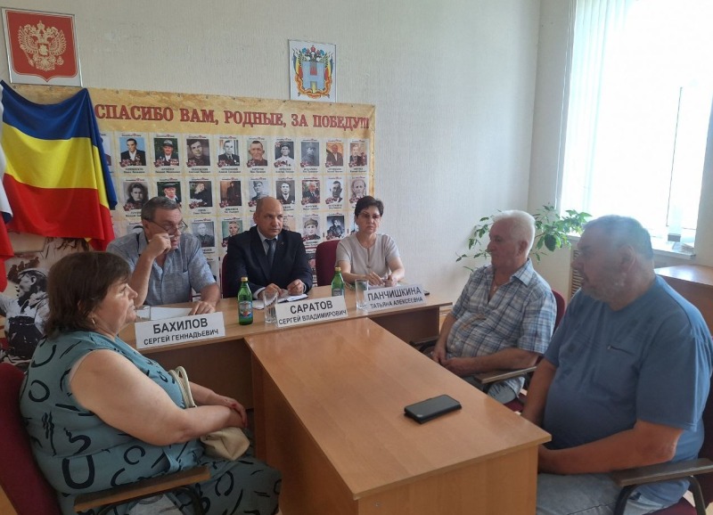 Теплая встреча и открытый диалог: в Советском районе обсудили поддержку семей военнослужащих