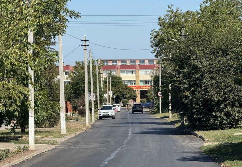 Около сотни дорог к школам и детсадам приведут в порядок