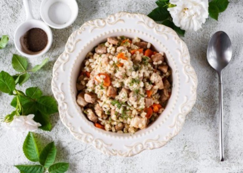 Перловка с мясом