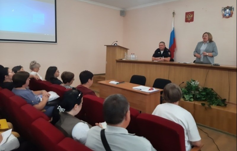 В Обливском районе прошел семинар с организаторами выборов