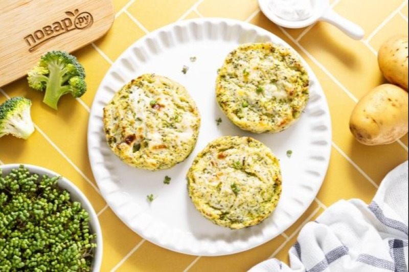 Запечённое пюре из картофеля и брокколи