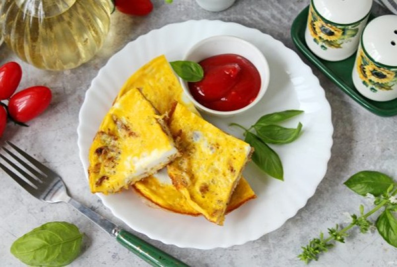 Яичница с курицей