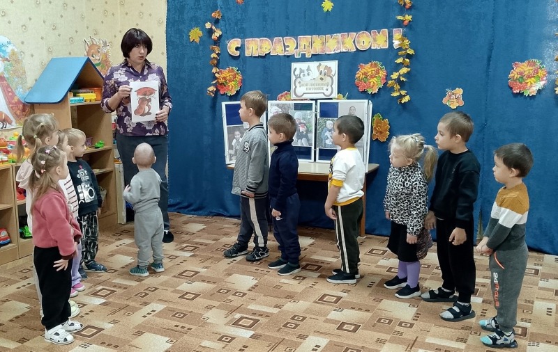 Дошколят учат заботиться о братьях наших меньших