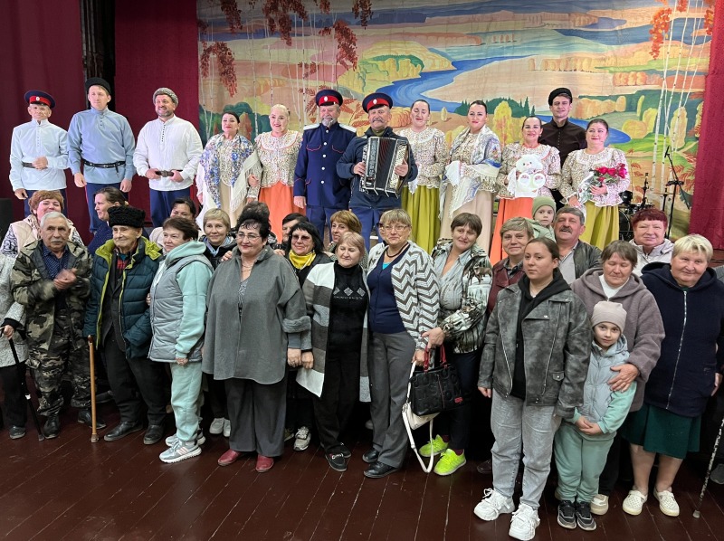 Праздник казачьей песни в поселке Чирском