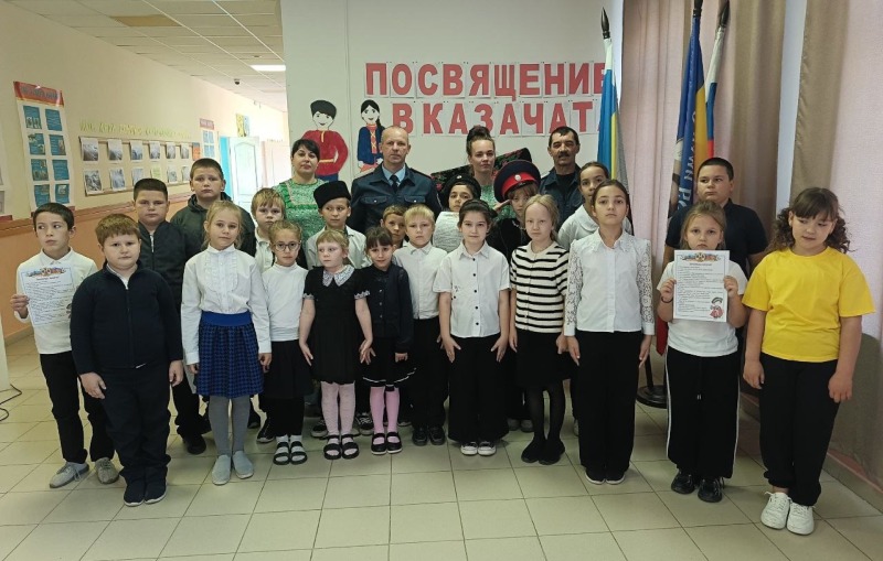Советские школьники стали казачатами