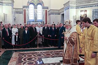 Патриарх Кирилл освятил в Ростове-на-Дону главный храм Южного военного округа