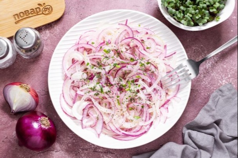 Салат из лука