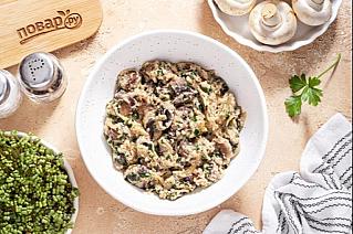 Шампиньоны в сметанном соусе