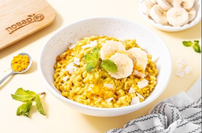 Овсянка с куркумой