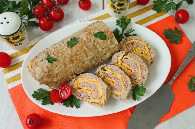 Рулет из фарша