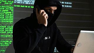 «Курьер» и «банкир» оставили без денег жителей Ростовской области