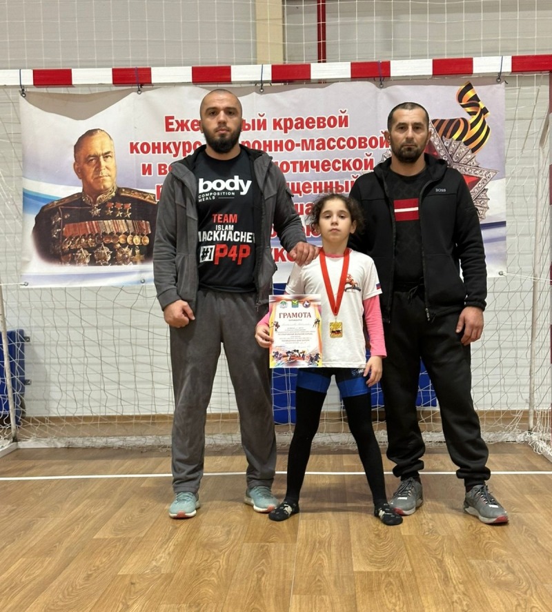 Юная спортсменка из Обливского района завоевала «золото» в вольной борьбе