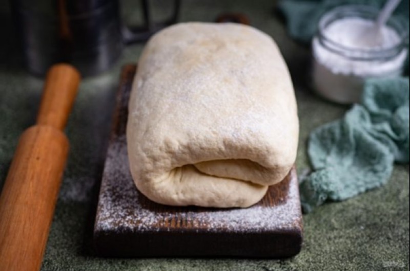 Домашнее слоеное дрожжевое тесто на молоке
