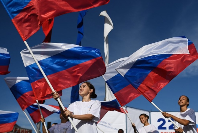 Борьба с русофобией и иностранной лексикой: в России утвердили новую стратегию национальной политики