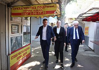 На Дону вступили в силу новые правила для уличной торговли и летних кафе