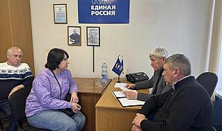 Вопросы жителей Обливского района решали на приёме в «Единой России»
