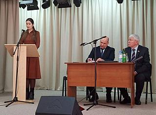 Главы сельских поселений отчитались перед жителями