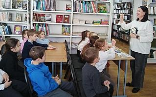 Обливских первоклассников пригласили стать читателями