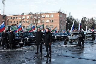 125 «железных коней» для победы: Денис Мантуров и Юрий Слюсарь передали на фронт новую партию техники