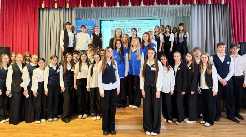 Обливские Волонтеры Победы провели урок мужества для школьников