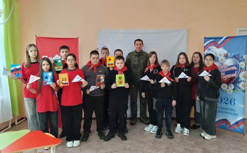 Живой урок мужества: боец СВО рассказал школьникам Обливского района о главном