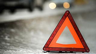 Водитель фургона погиб в ДТП на трассе в Ростовской области