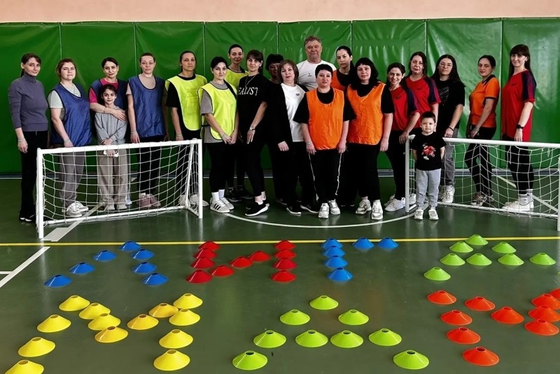 Футбольный турнир «Лига мам» прошел в Обливском районе