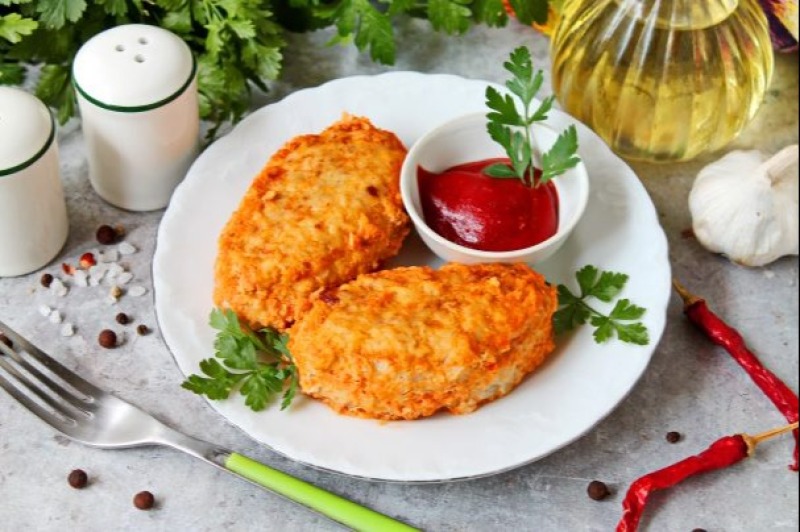 Голубцы ленивые в сметанном соусе