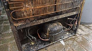 Неисправный холодильник спалил кухню ростовской семье